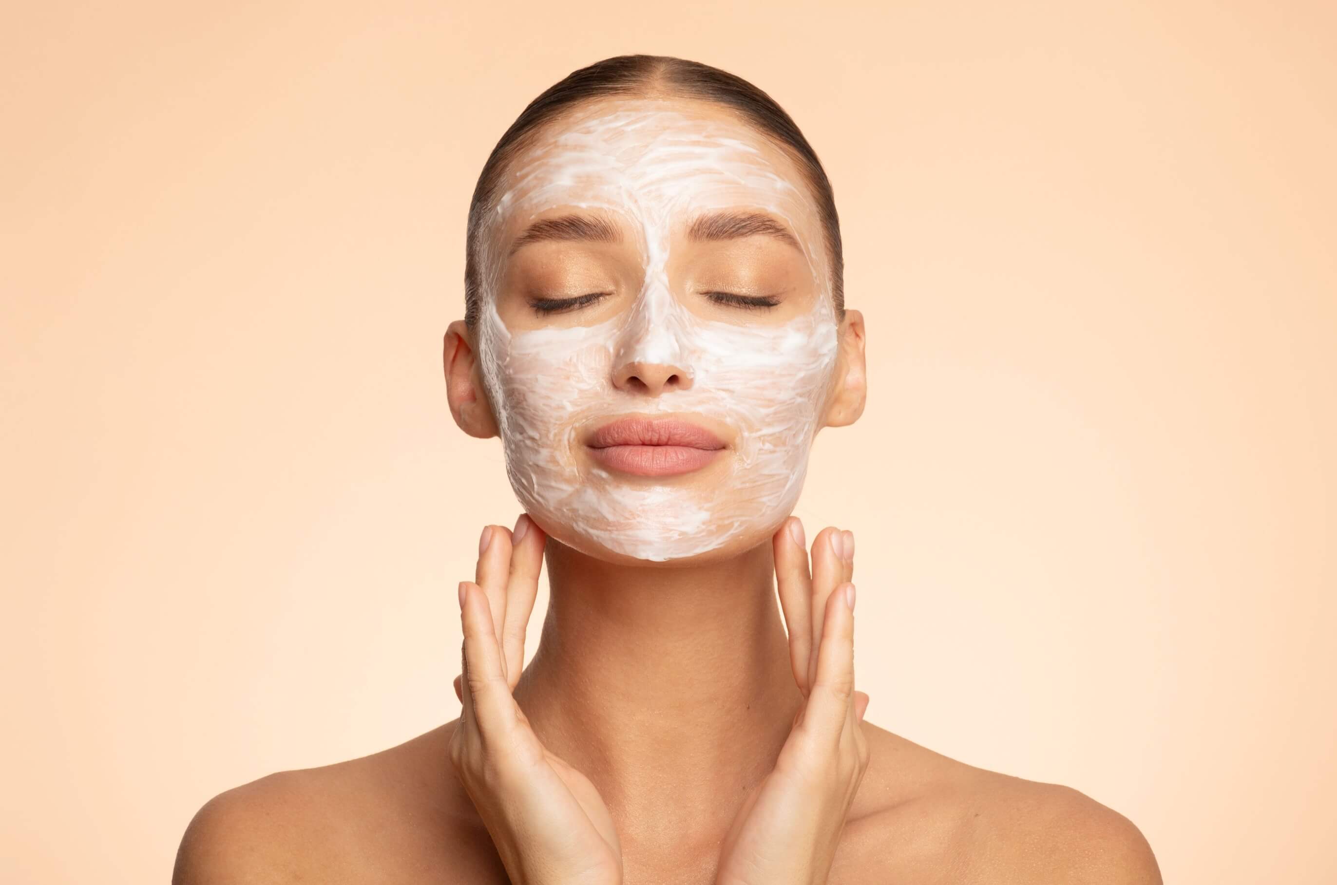 A cosa serve la maschera viso? Ecco quella giusta per te!